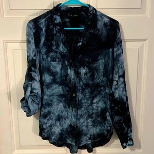Woman’s button up blouse blue tie die